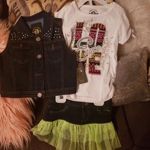 Girls skirt set